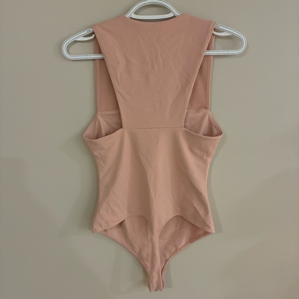 Free‎ People She’s So Sleek Light Pink Bodysuit - Picture 7 of 7